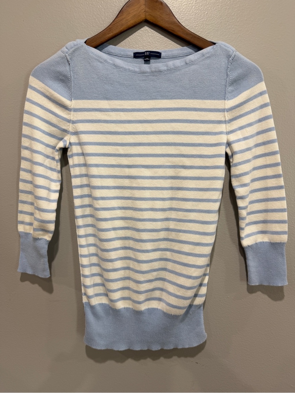 GAP Striped boatneck Sweater in Light Blue and Cream size M